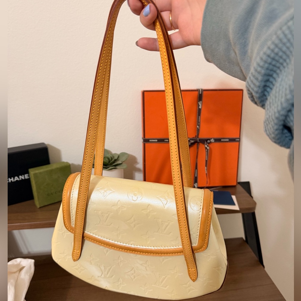 DONATED - Louis Vuitton Ivory Biscayne Bay Bag Immaculate Condition